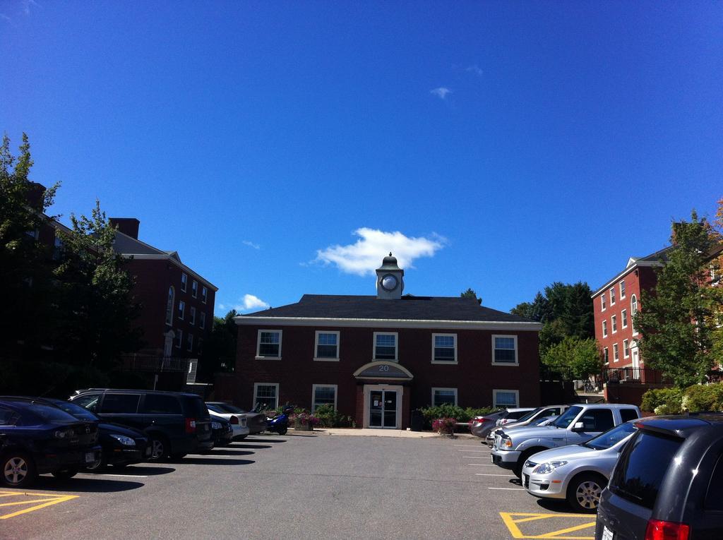 Unb Fredericton Accommodations Dış mekan fotoğraf