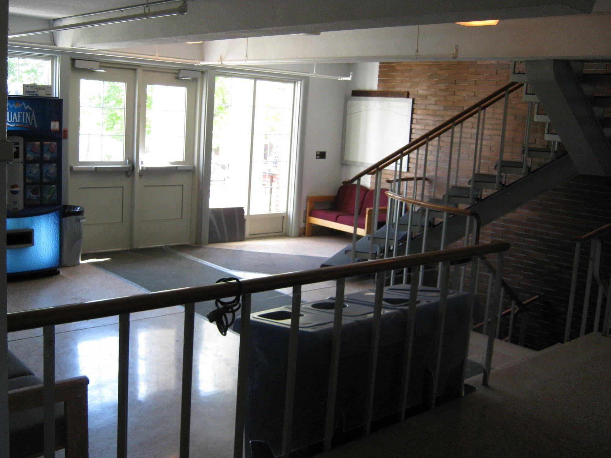 Unb Fredericton Accommodations Dış mekan fotoğraf
